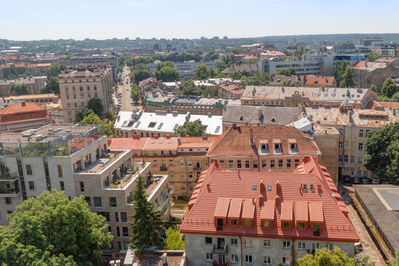 Cozy Apartment In The Center Of Vilnius Exterior photo